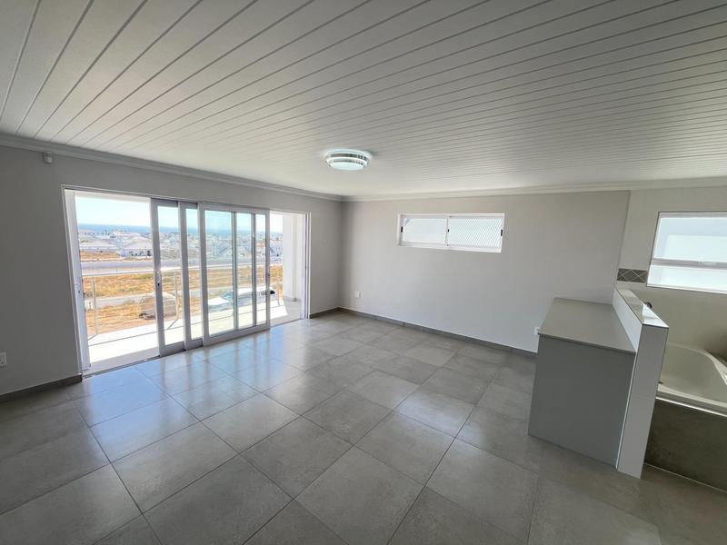 4 Bedroom Property for Sale in Da Gama Bay Western Cape